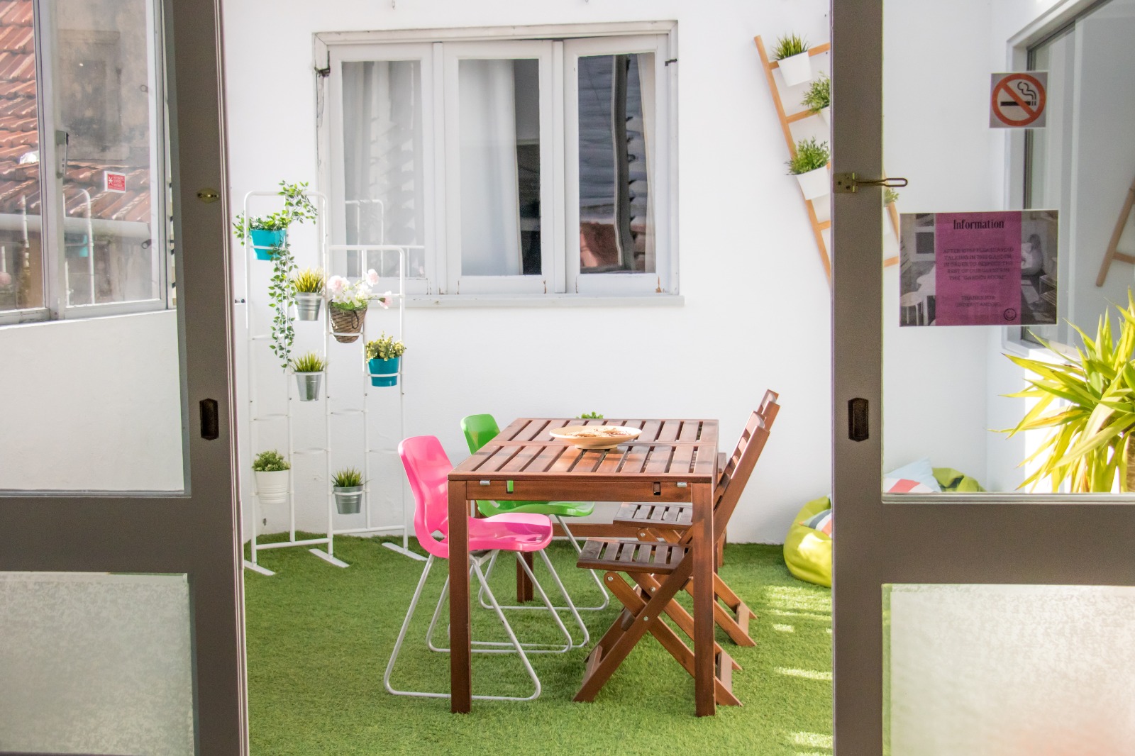 Chilling indoor area